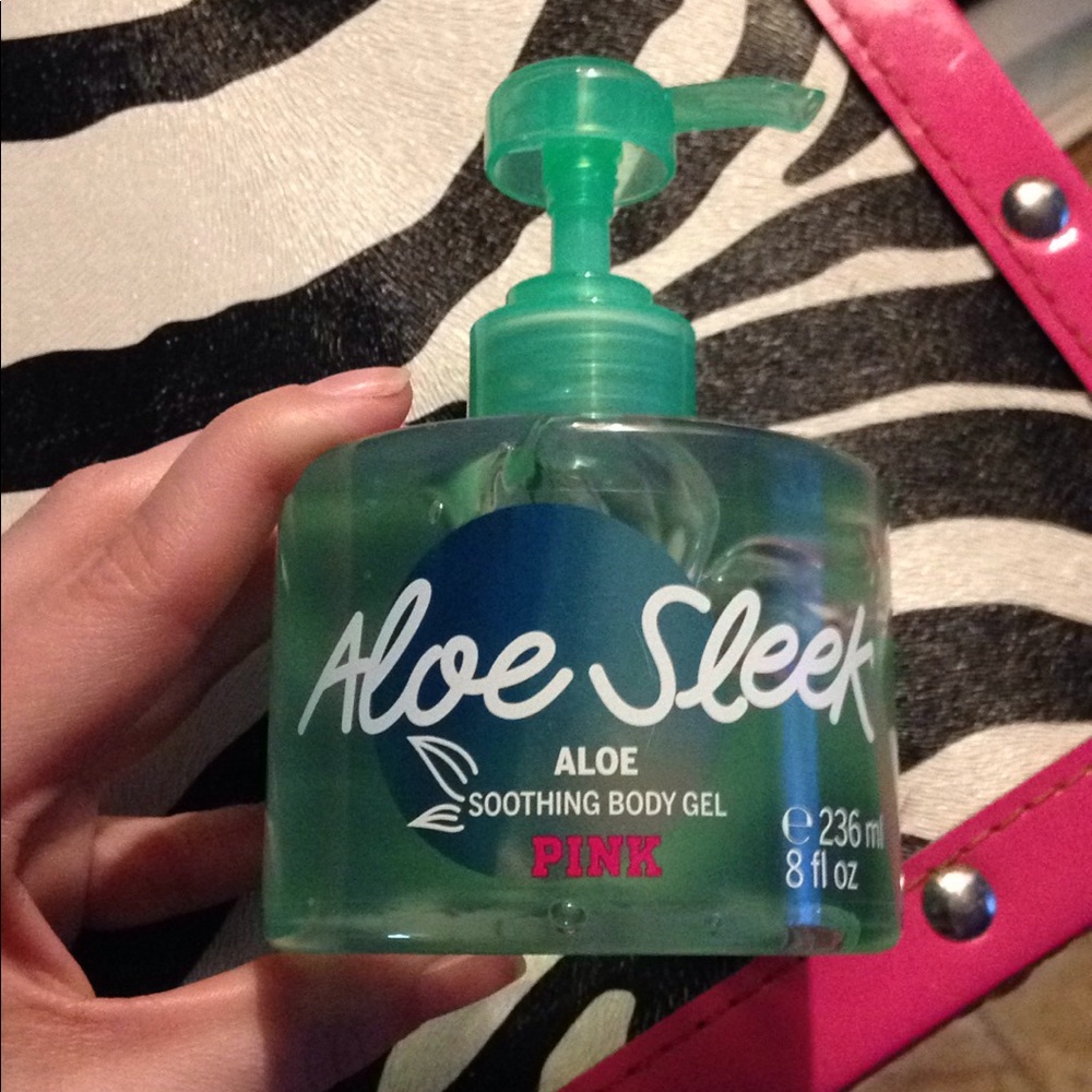 Victoria's Secret PINK Aloe Sleek